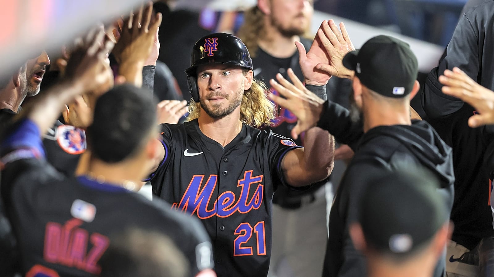 Veteran outfielder elects free agency