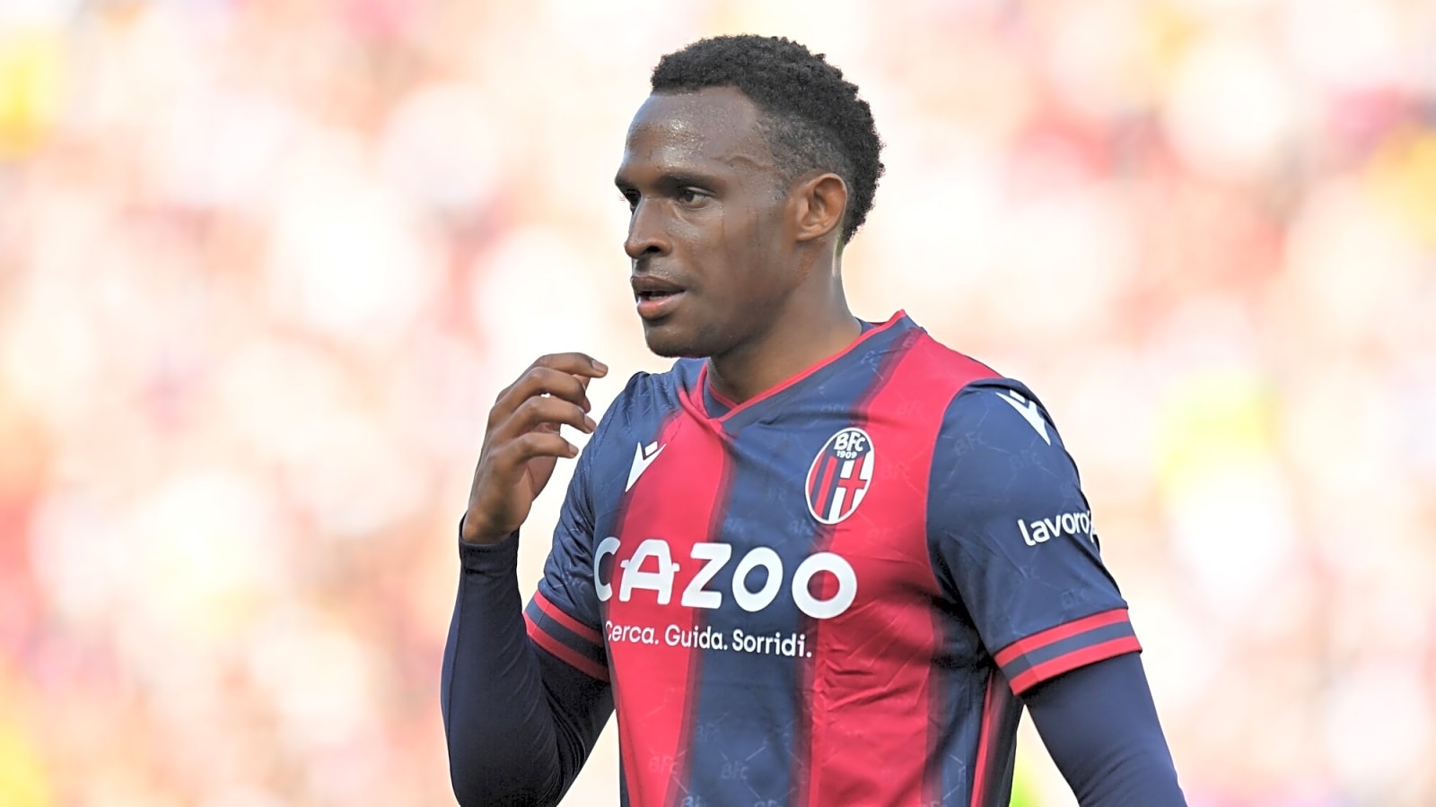 Tottenham enter race for South American 'phenomenon' wanted by five other PL rivals