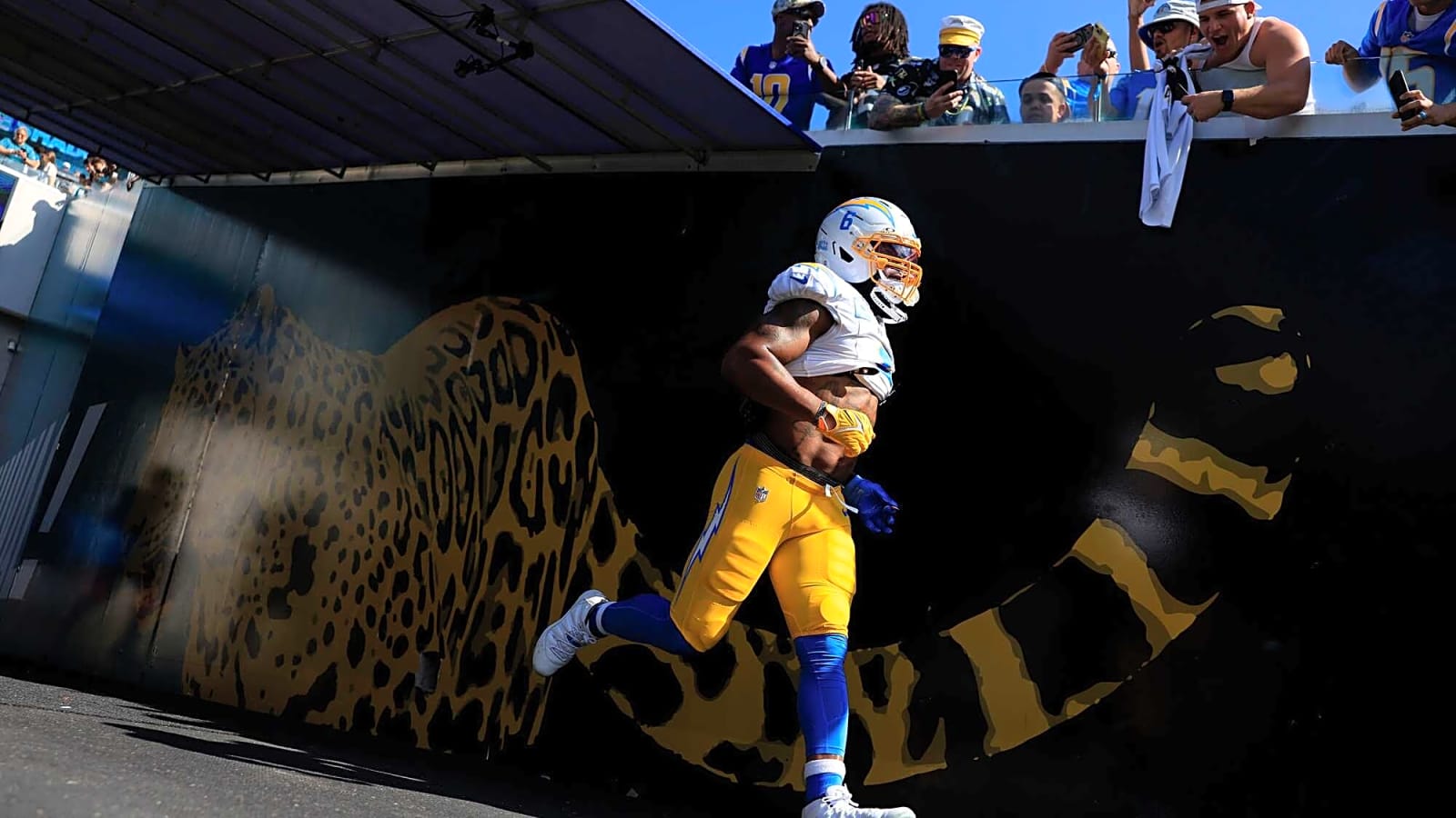 Chargers LB Denzel Perryman’s Two-Game Suspension Upheld