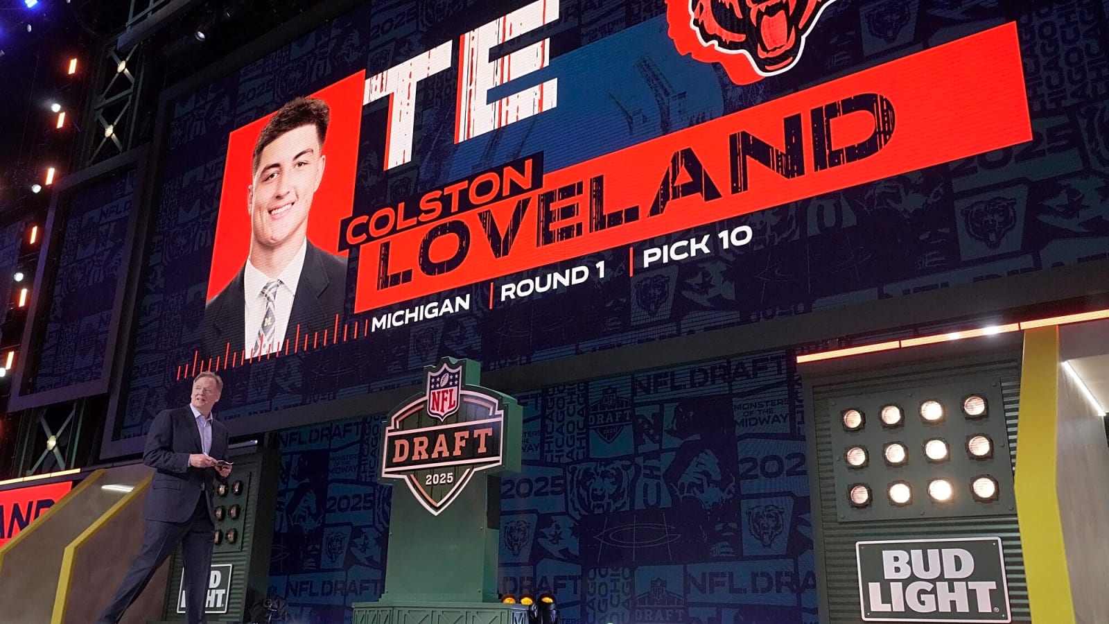 Green Bay Packers: Colston Loveland Turns Cheesehead ‘Best Friend’ Into a Chicago Bears Believer