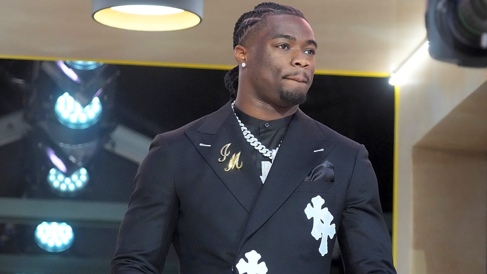 Jalen Milroe tells how he will pay back his parents after getting drafted