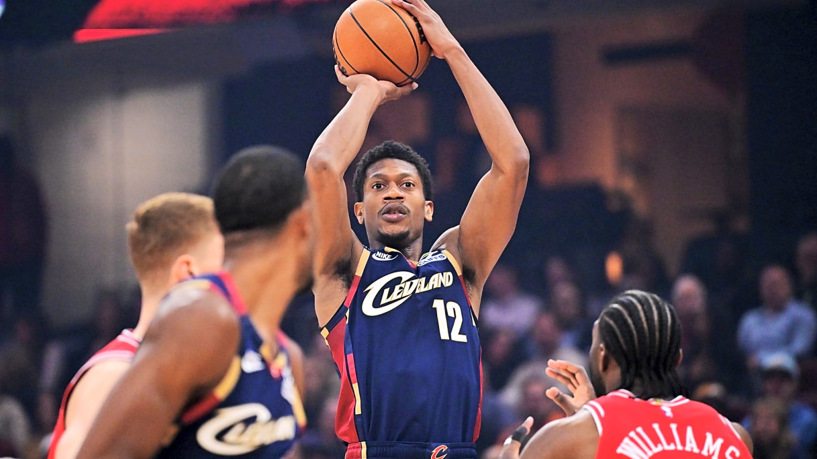 Cavaliers' De'Andre Hunter actually injured Josh Giddey with wicked ankle breaker