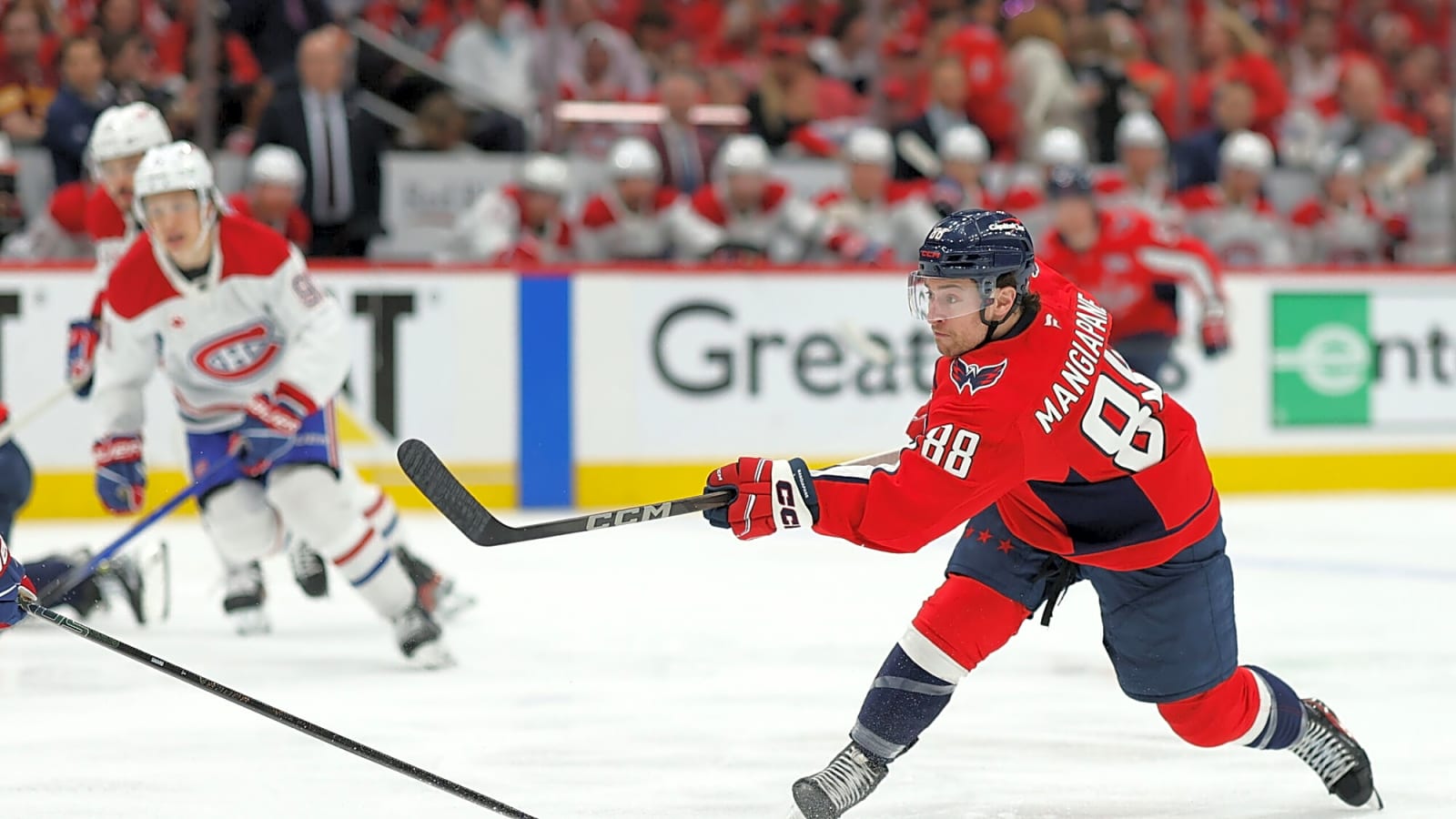 Analyzing what the Oilers can expect from Andrew Mangiapane in 2024-25