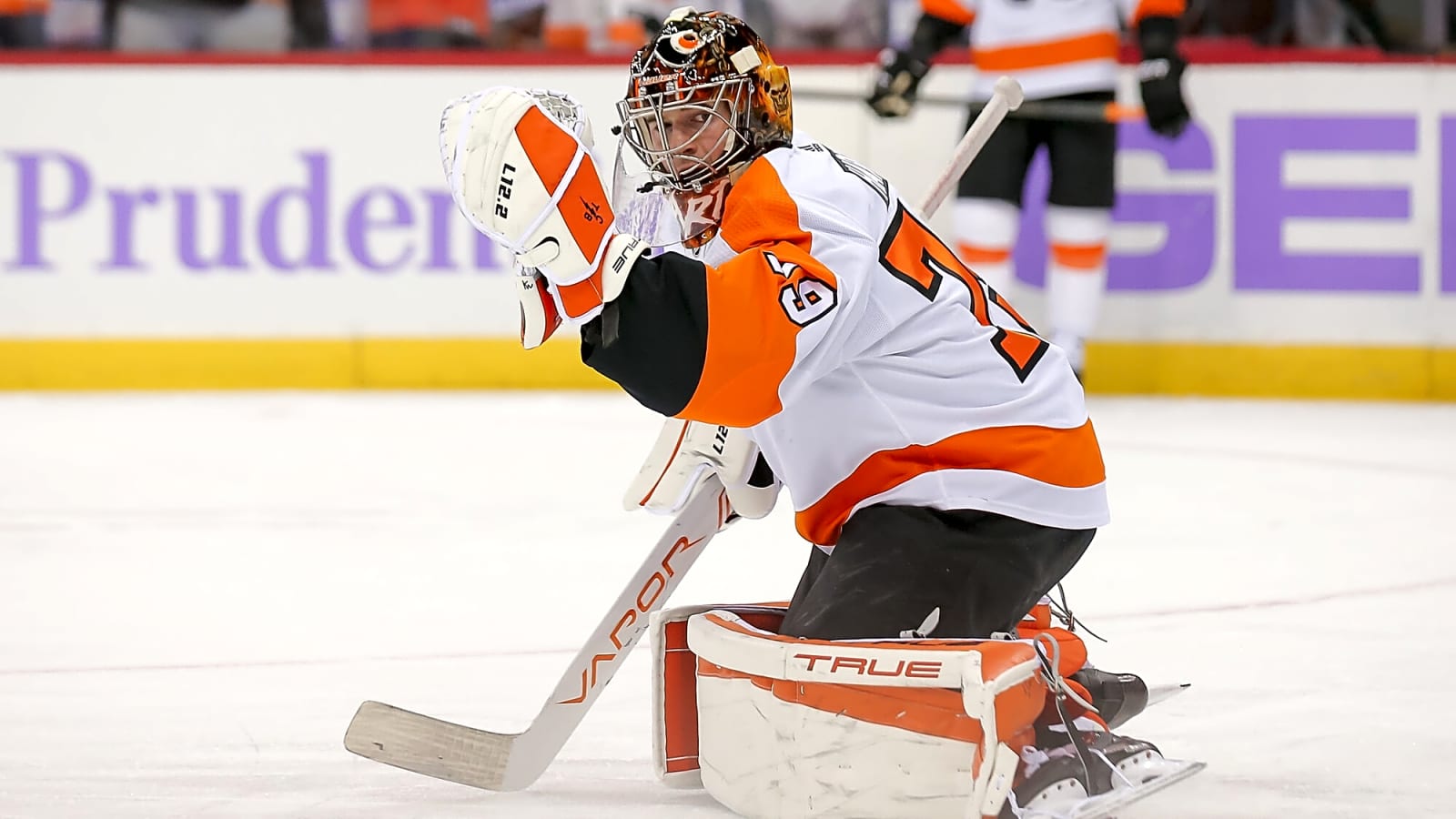 Another Maple Leafs Move, Hart to Flyers, Oilers Rant & More NHL Rumors