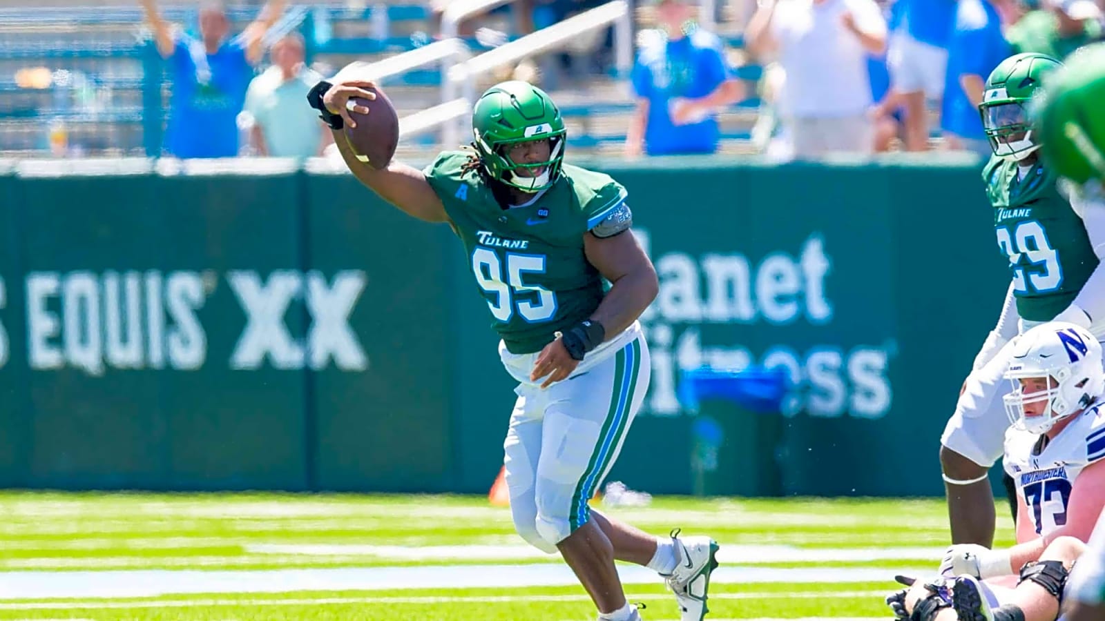 Tulane Dominates In Shocking Win Over Big Ten Opponent