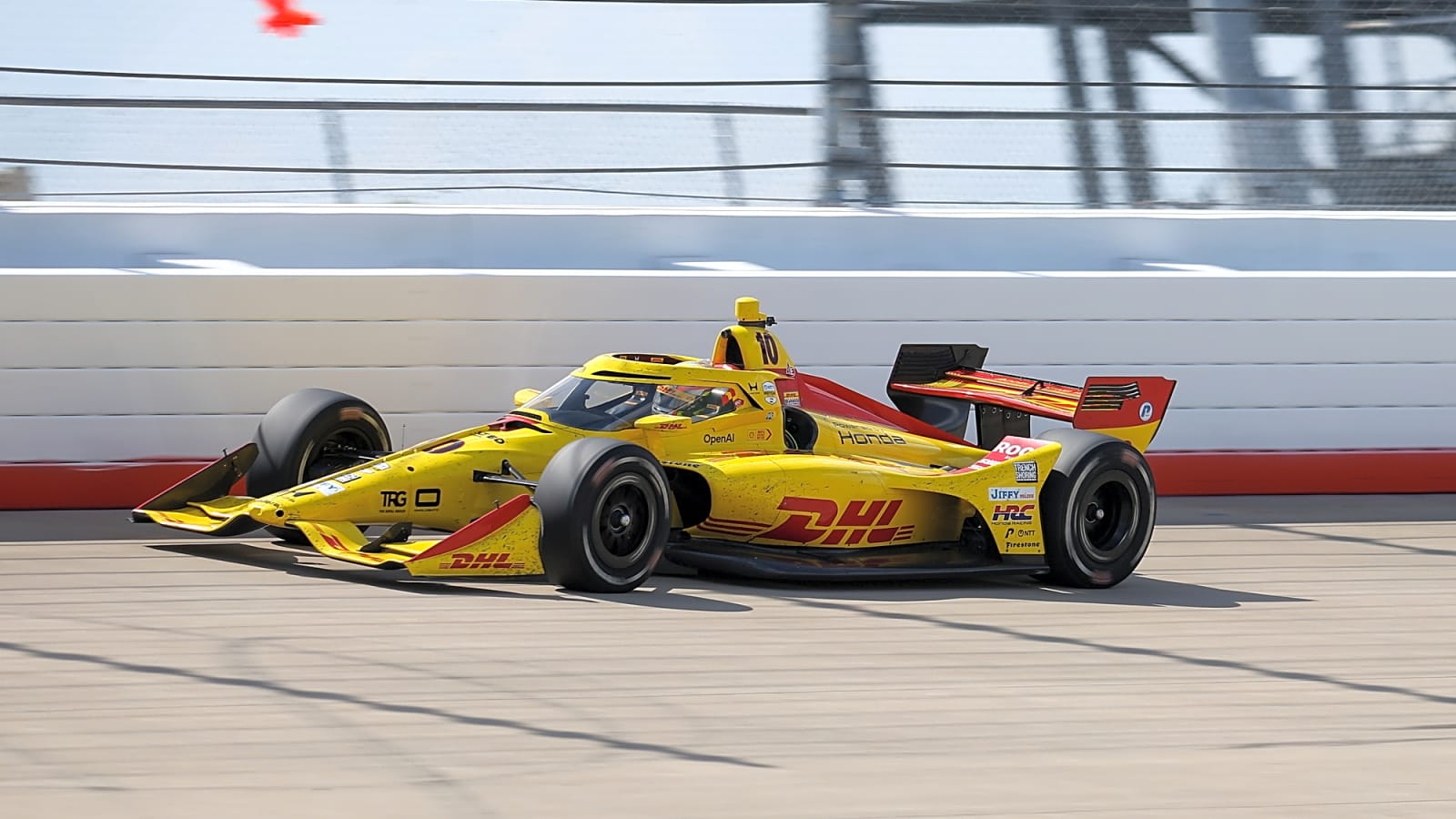 Alex Palou catches lucky caution to win at Nashville