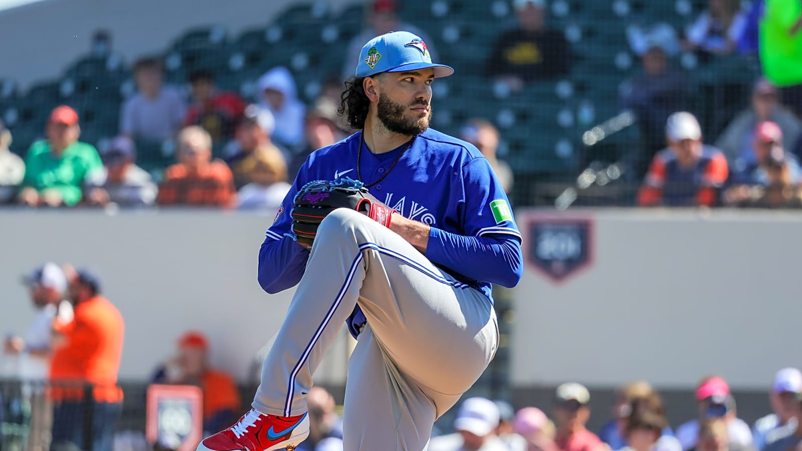 Cody Ponce Diagnosed With ACL Sprain