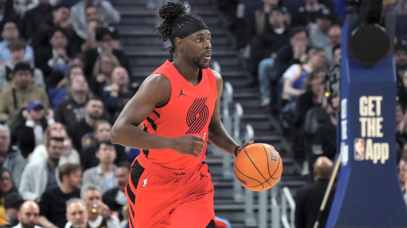 Report: Knicks are targeting Giannis Antetokounmpo’s former co-star