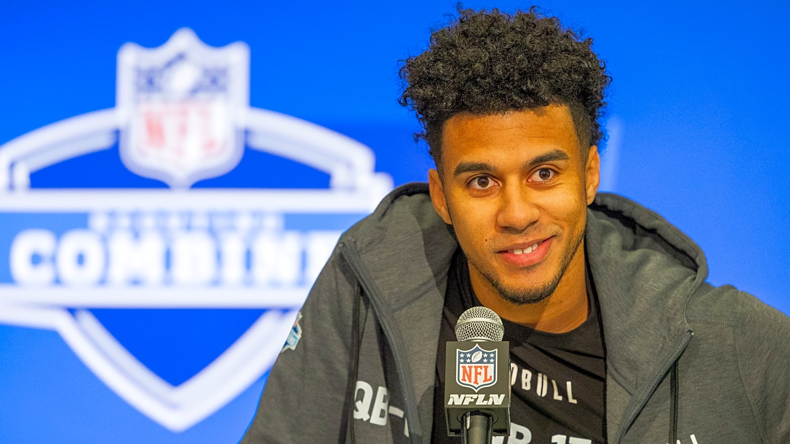 Jets QB Jordan Travis Retiring Due to 2023 Leg Injury