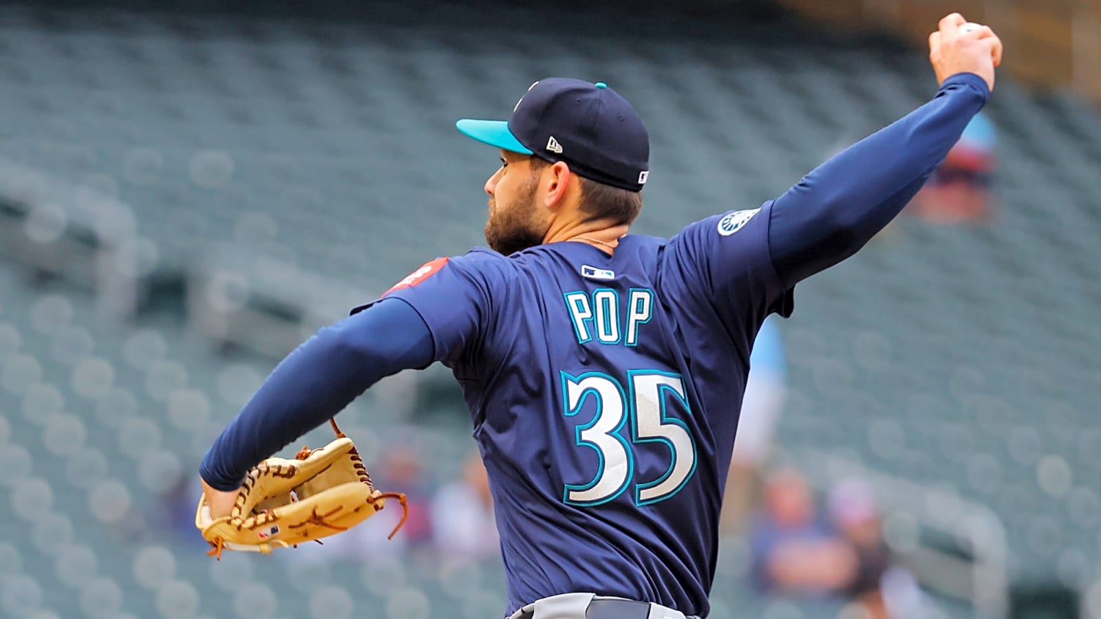 Mariners designate Zach Pop, select Juan Burgos