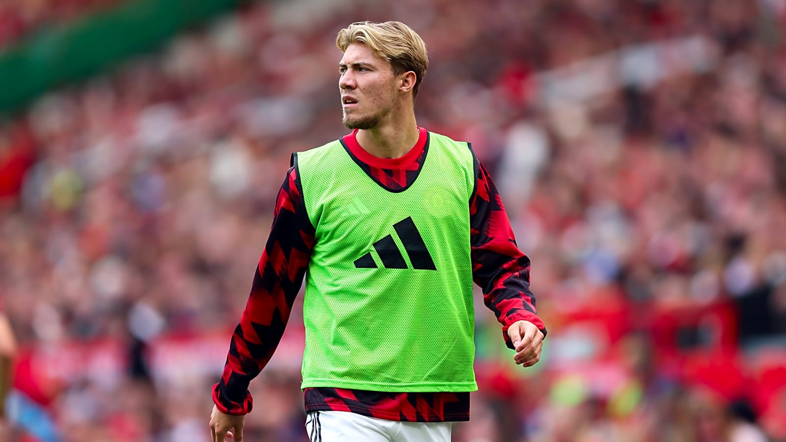 Romano: Man United will ‘definitely’ sanction deal for £64m star before deadline day, decision made