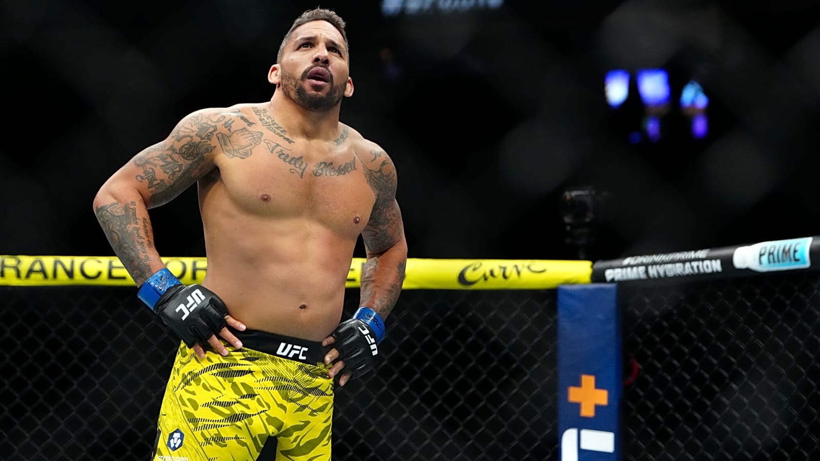 Weidman Questions Makhachev's GOAT Case After UFC 330