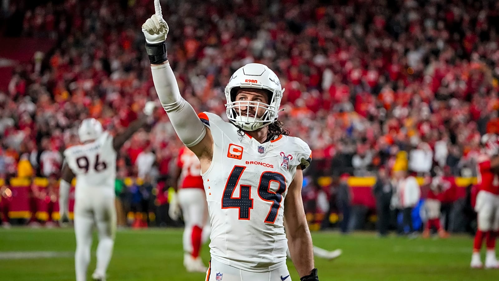 AFC Notes: Alex Singleton, Jesse Minter, Broncos, Ravens, Texans