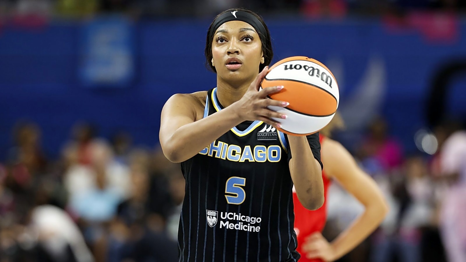  Angel Reese Drains Multiple Three-Pointers In Workout Video
