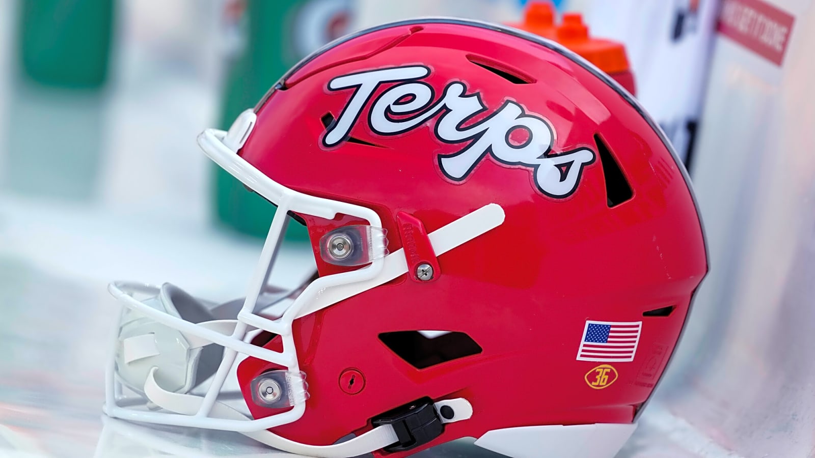 Maryland makes desperate attempt to keep students at football games