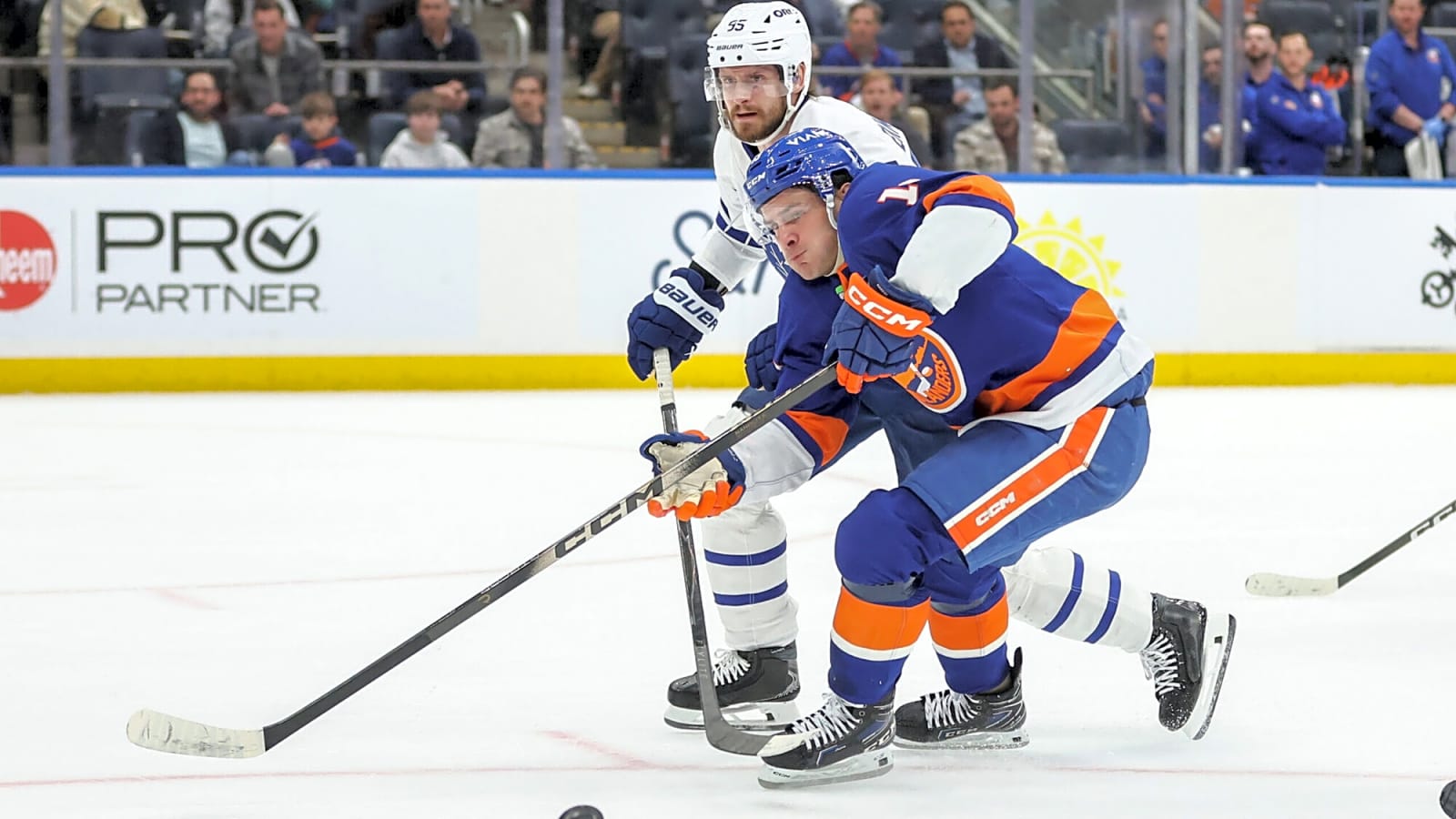 Instant Reaction: Maple Leafs feed Akhtyamov to the wolves in first NHL start, lose 5-3 to Islanders