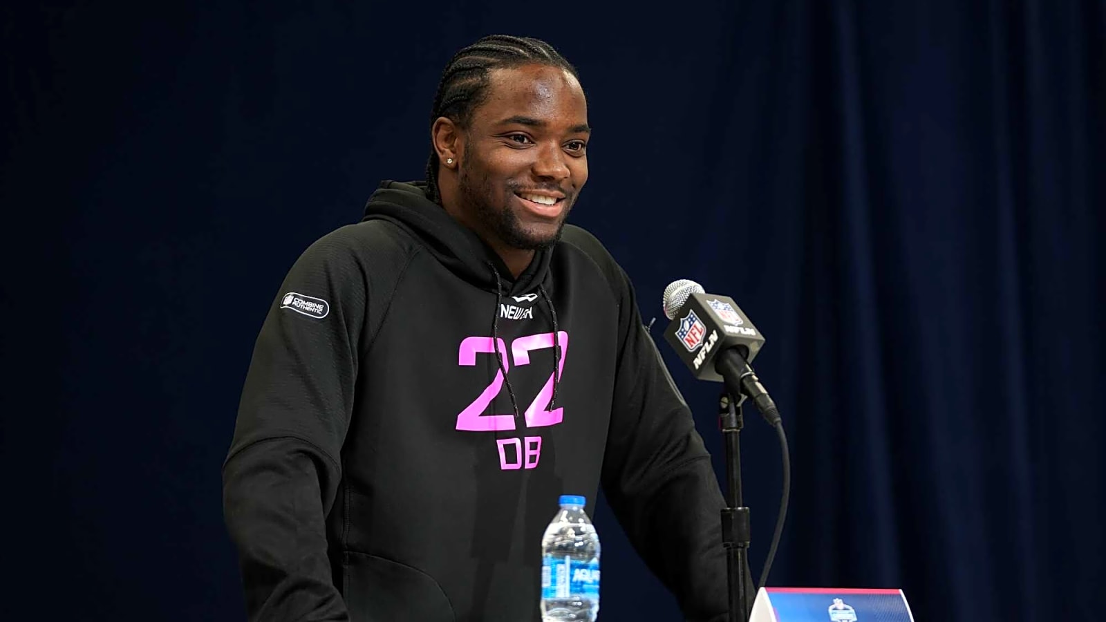 Notre Dame Star Leonard Moore Named The No. 1 Cornerback By Lindy&#39;s Sports