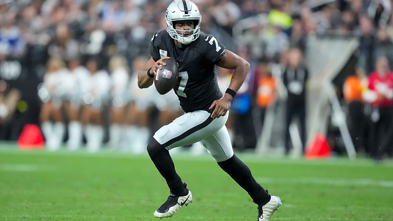 Raiders Expected to Release Geno Smith After One Season