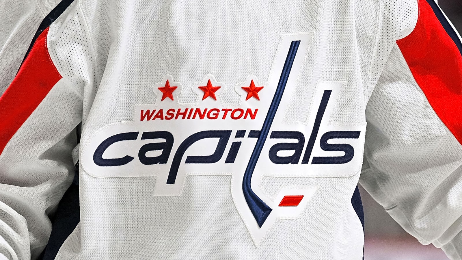 Capitals sign 2025 second-round pick to entry-level deal