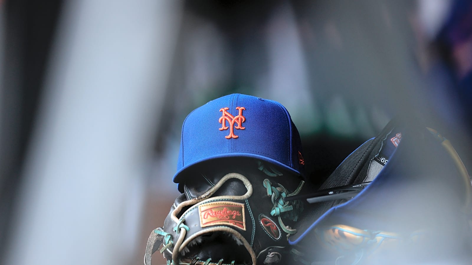 Mets interested in left-handed bullpen help