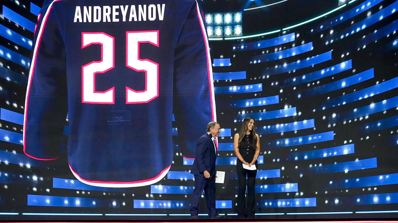 Blue Jackets: Their 1st-round pick in 2025 (a goalie) signs a 5-year contract in Russia