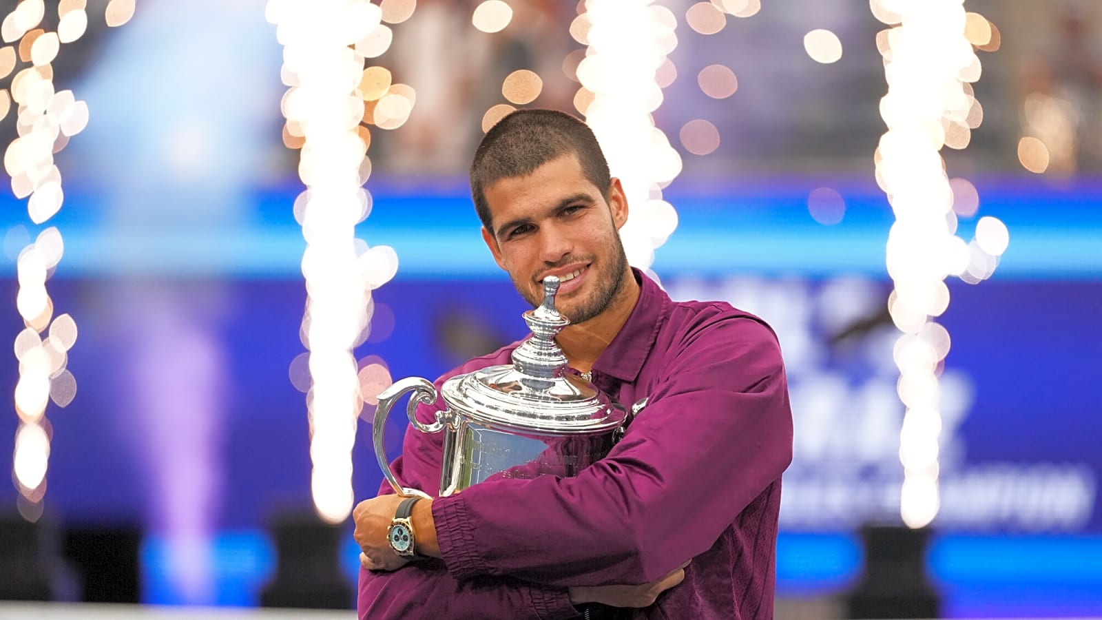 Carlos Alcaraz prepares for Laver Cup debut, Rod Laver visits practice, while Maria Sakkari shares family moments in Guadalajara