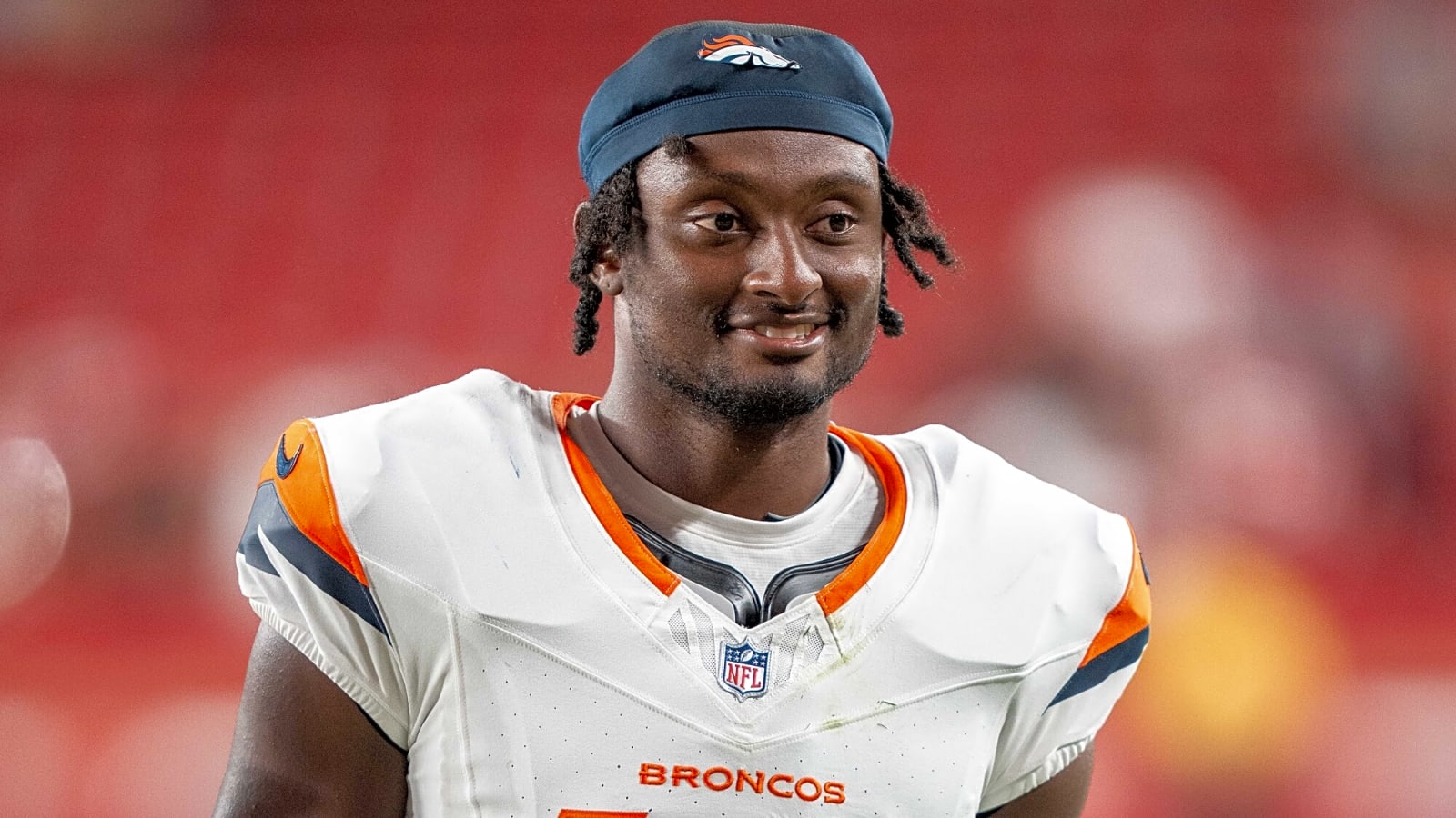 Bears Signed DB Keidron Smith To Practice Squad