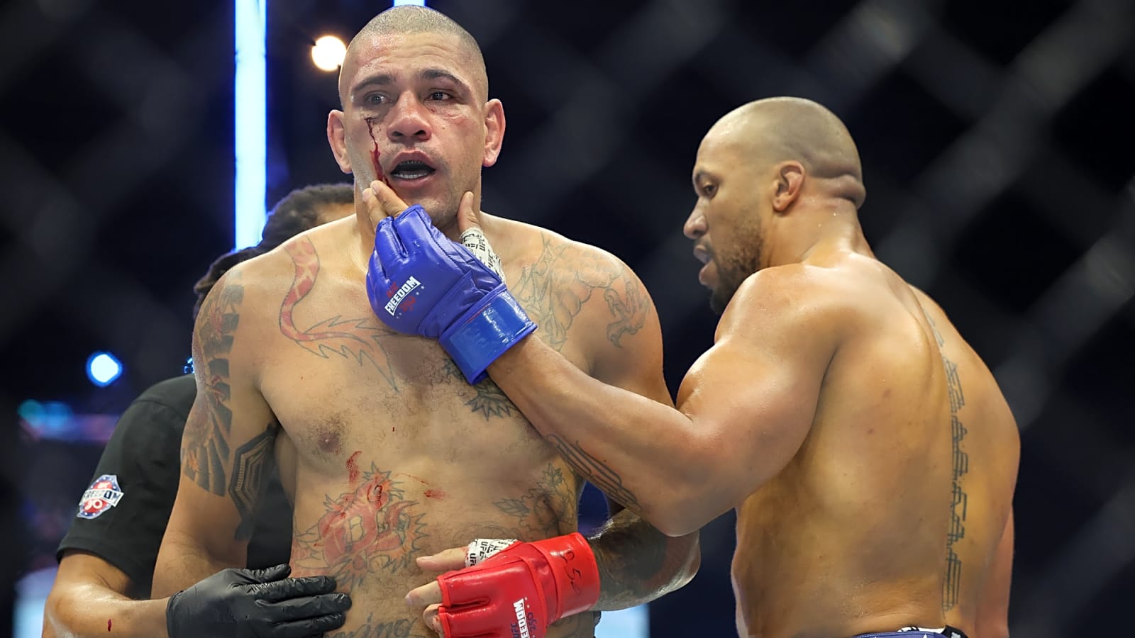 Alex Pereira Blasts Referee After UFC Freedom 250 Defeat
