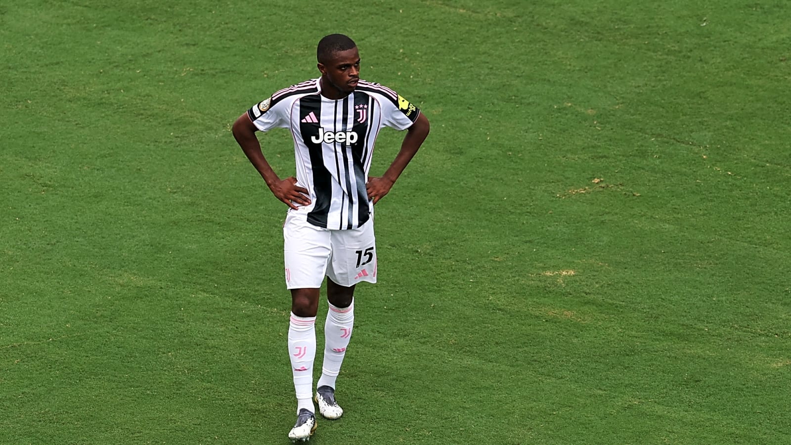 Man United pursuing €32m-rated star, potential key development in next 24 hours