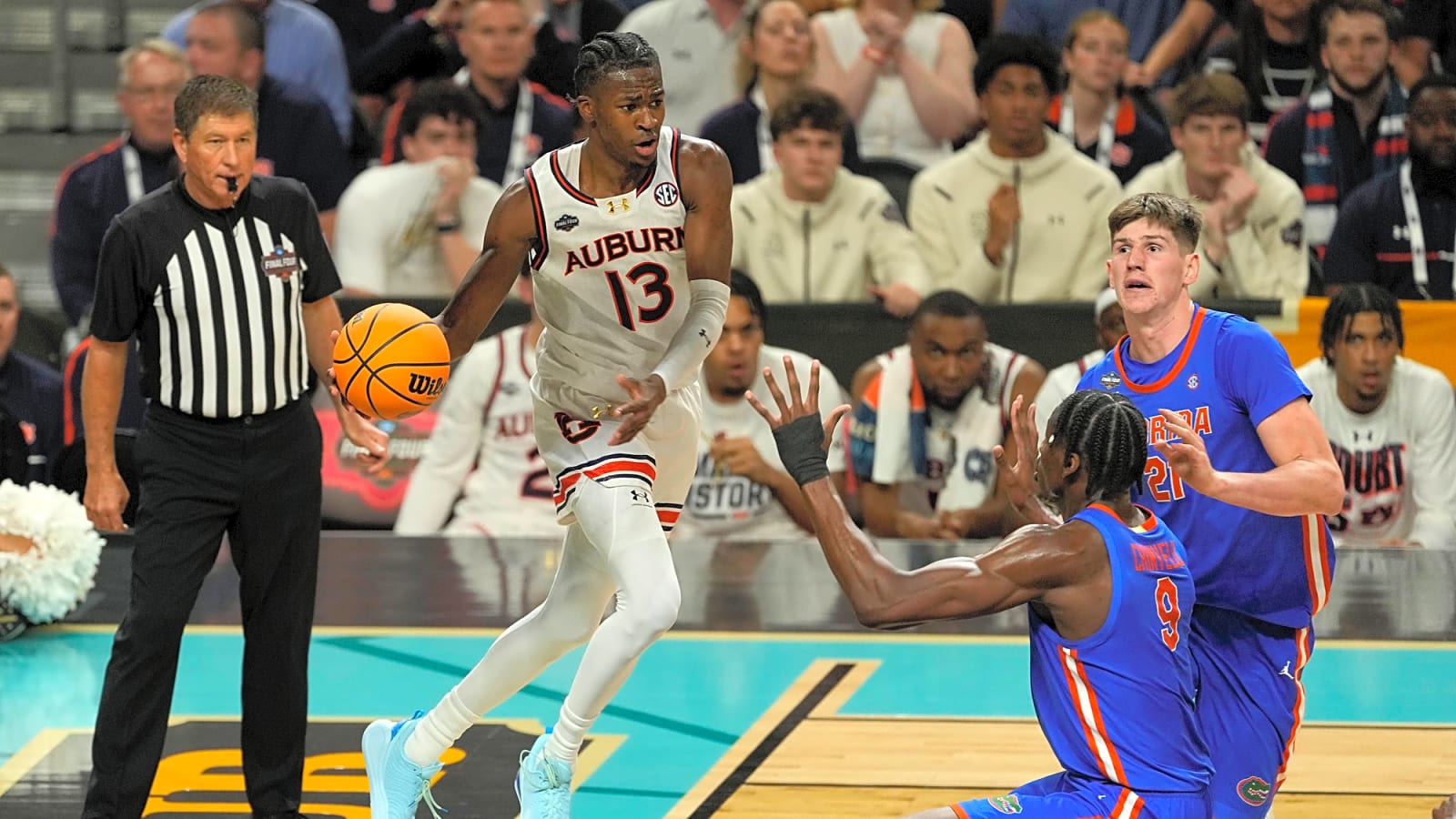 Mavericks adding former Auburn guard