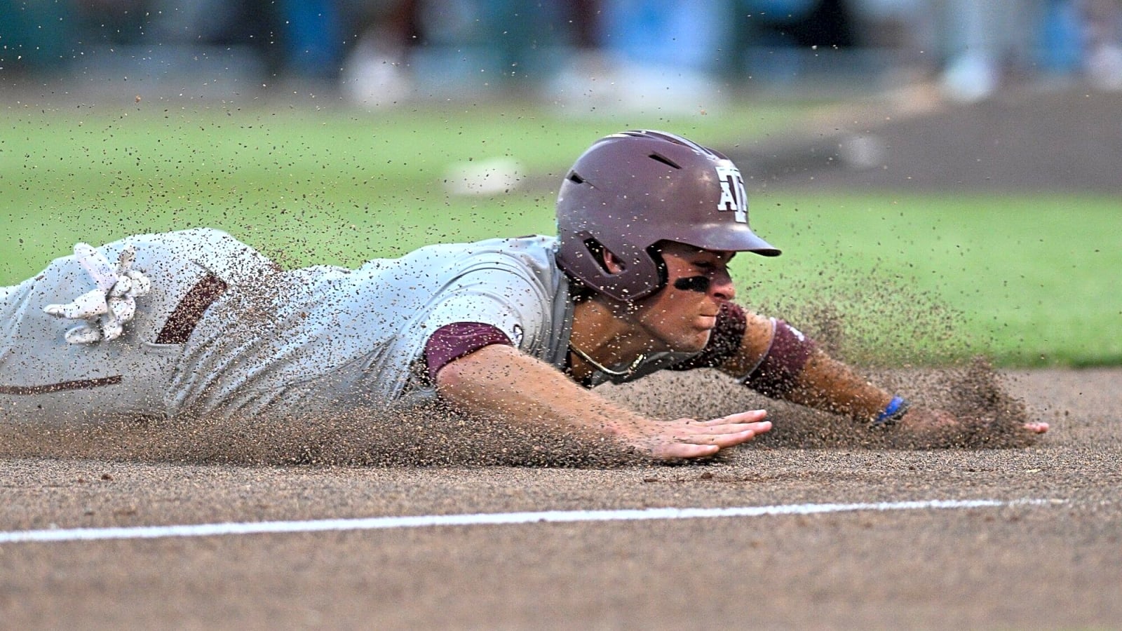 Yankees select power-hitting infielder with the no. 103 pick in 2025 MLB Draft