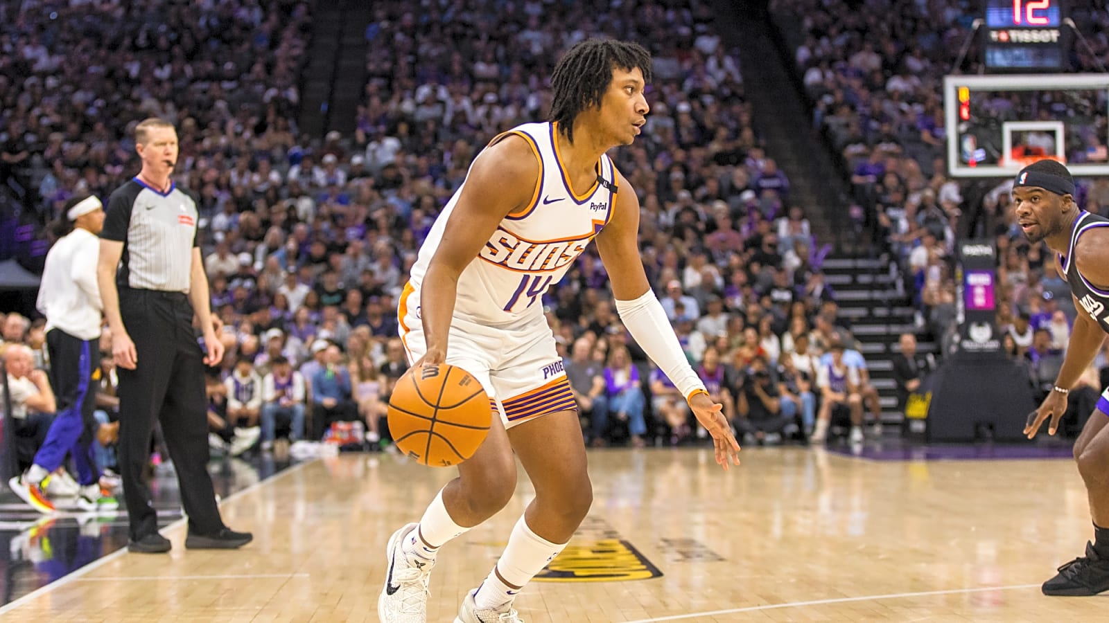 Los Angeles Clippers waive three players