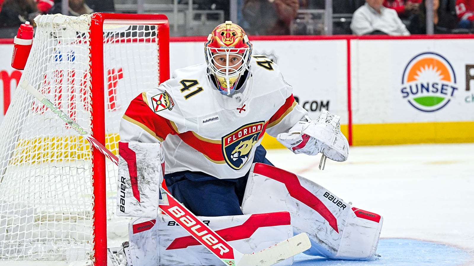 Mammoth sign Stanley Cup-winning goaltender to a one-year deal