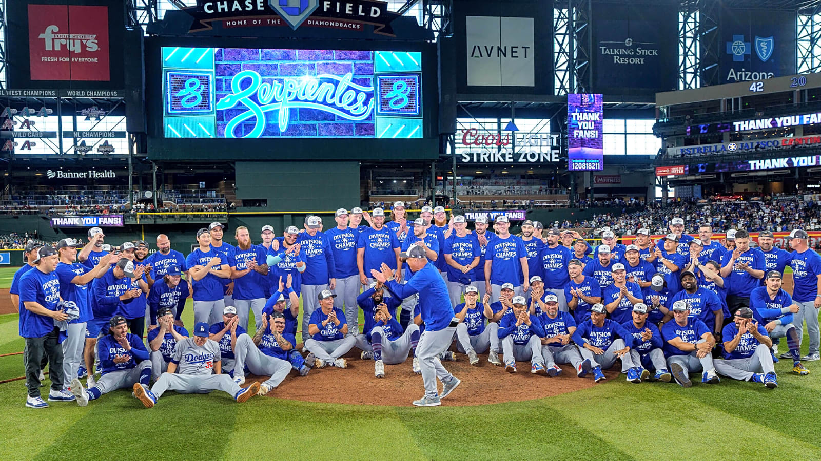 Dave Roberts’ Masterstroke Lauded for Dodgers’ Division Win With Menacing Postseason Warning