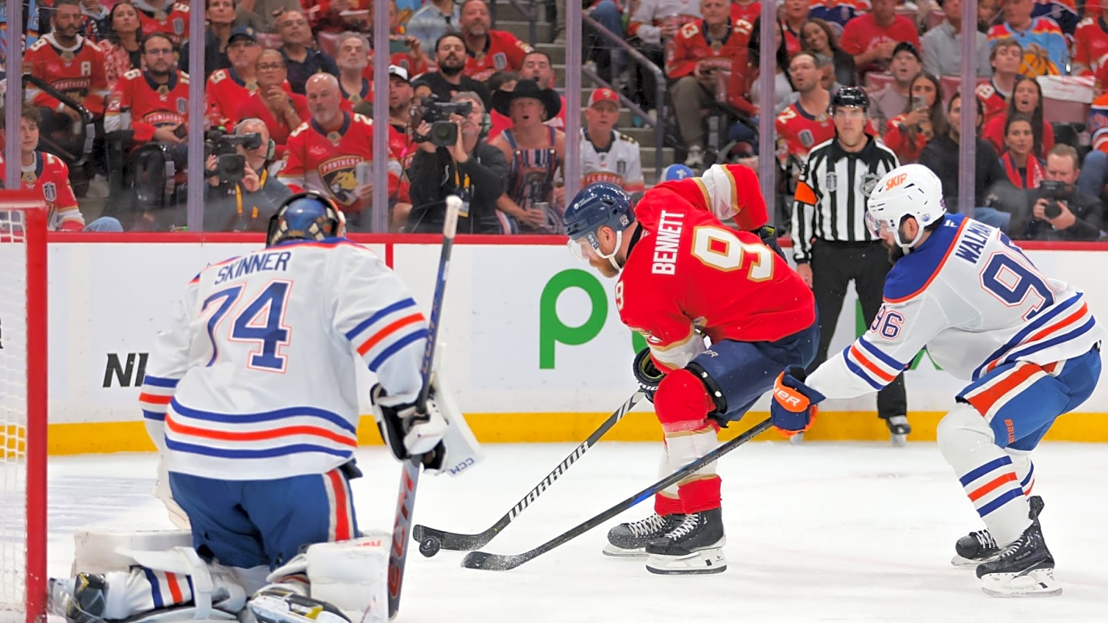 Panthers’ Sam Bennett wins Conn Smythe Trophy