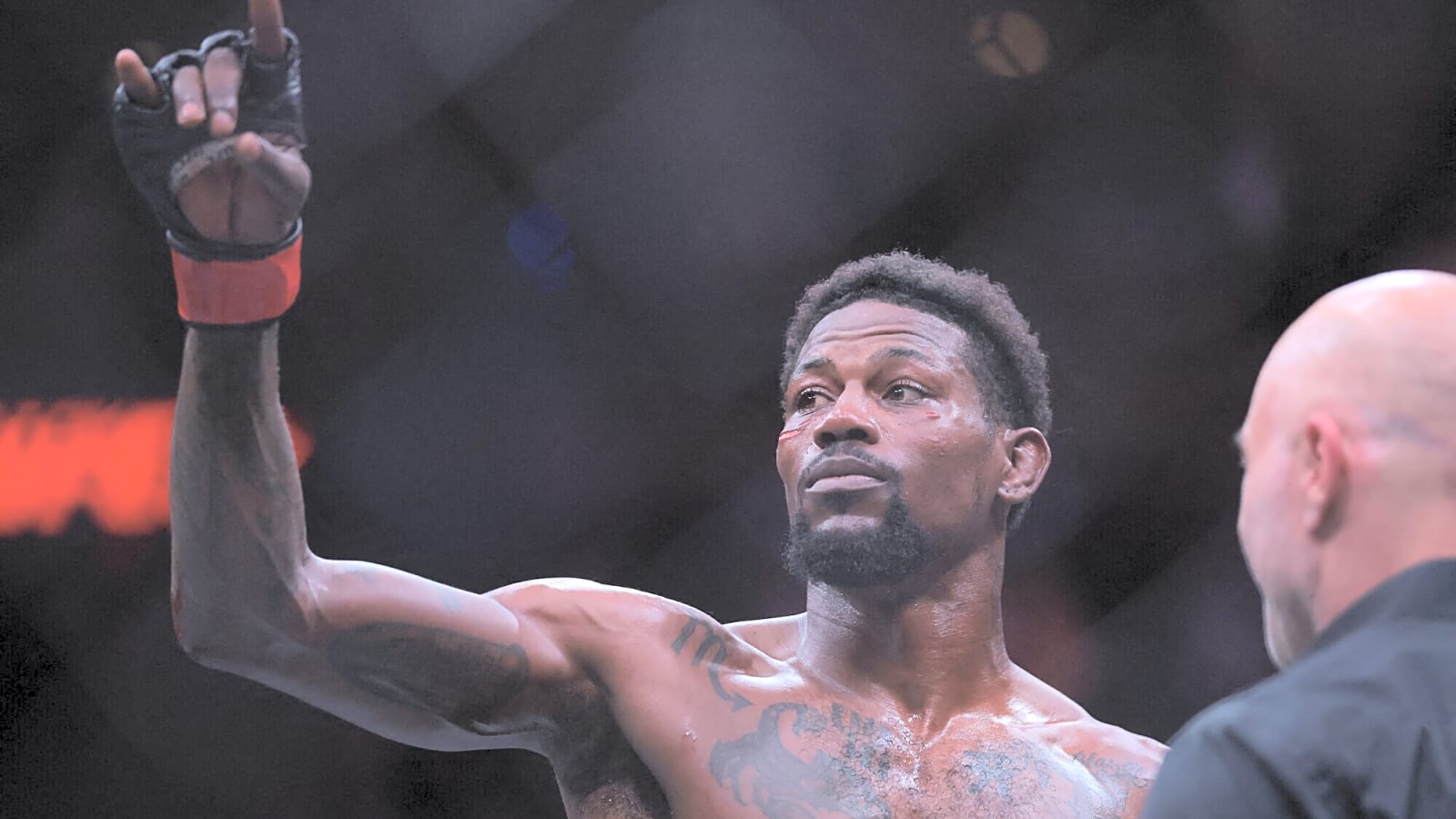 Holland Tells UFC Fighters To Stop Complaining About Refs