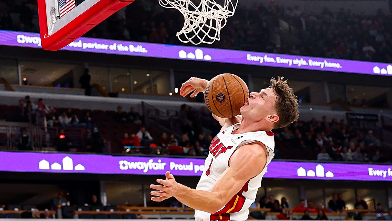 Heat scored 143 on Chicago