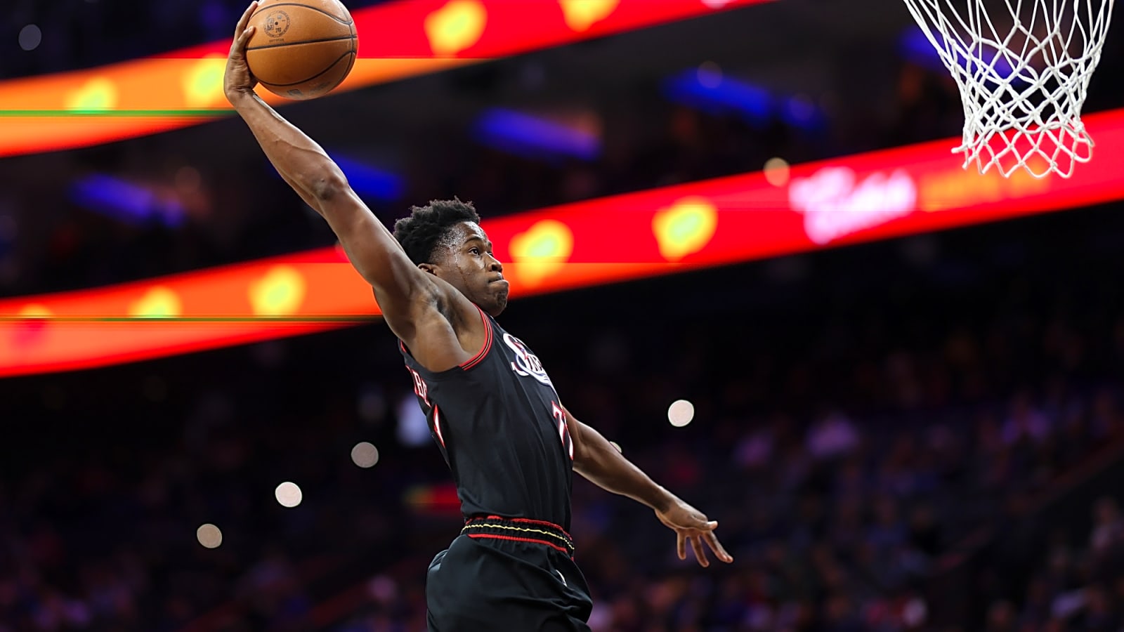 VJ Edgecombe scores game winner as 76ers top Warriors 99-98