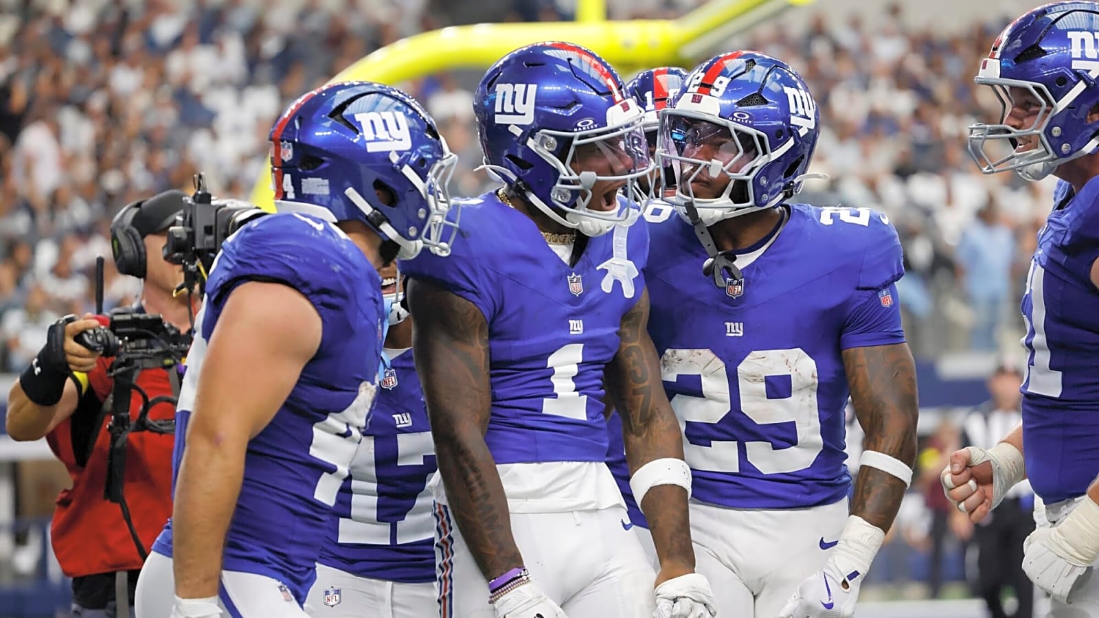 Giants fans already calling for star as early front-runner for Offensive Player of the Year