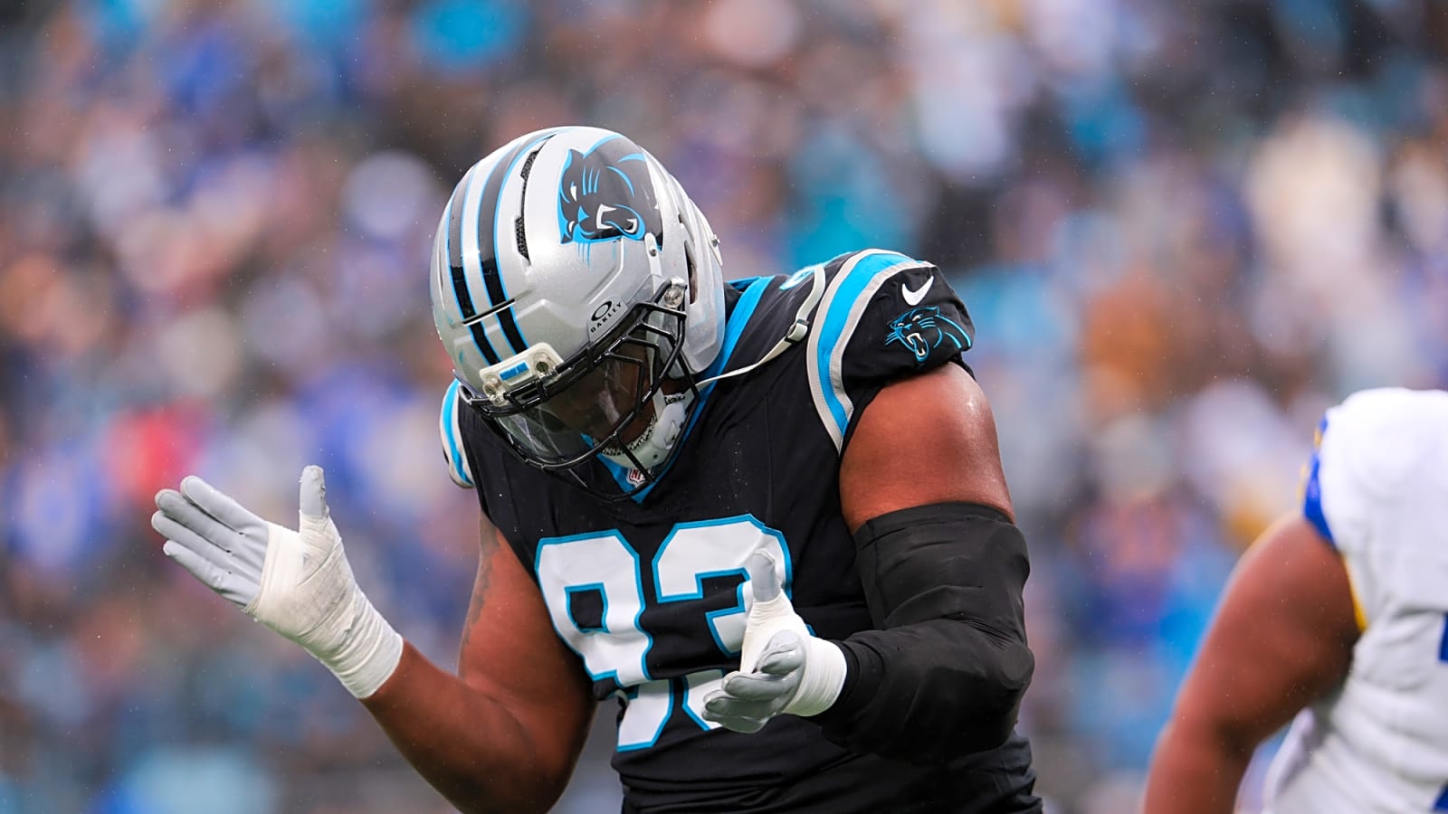 Carolina Panthers resign former Alabama DL