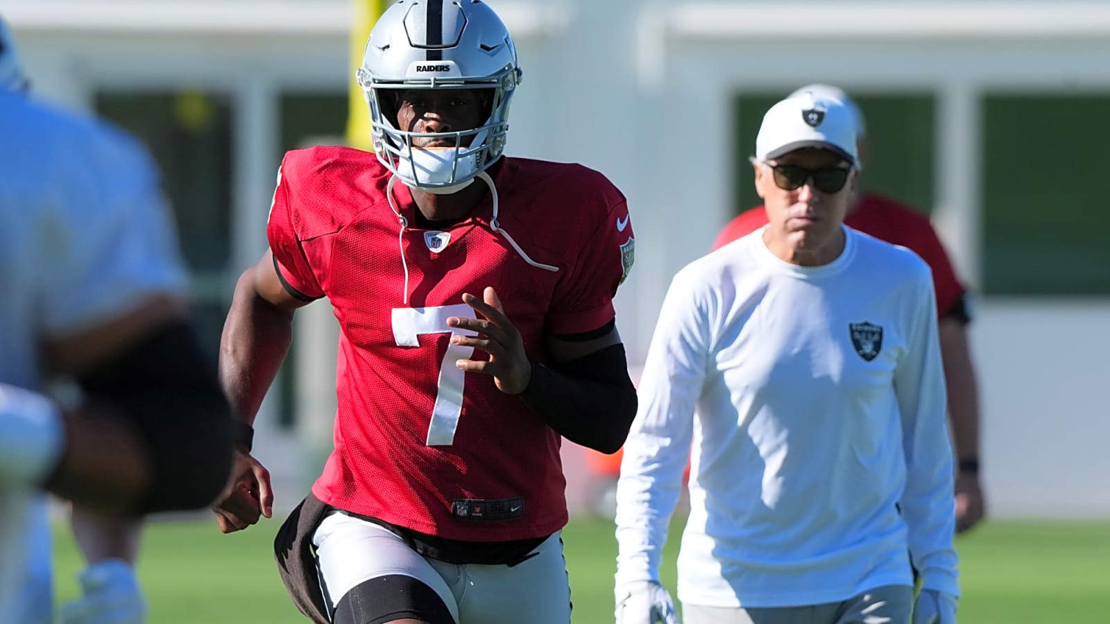  Pete Carroll Has ‘No Hesitation’ Defending Geno Smith