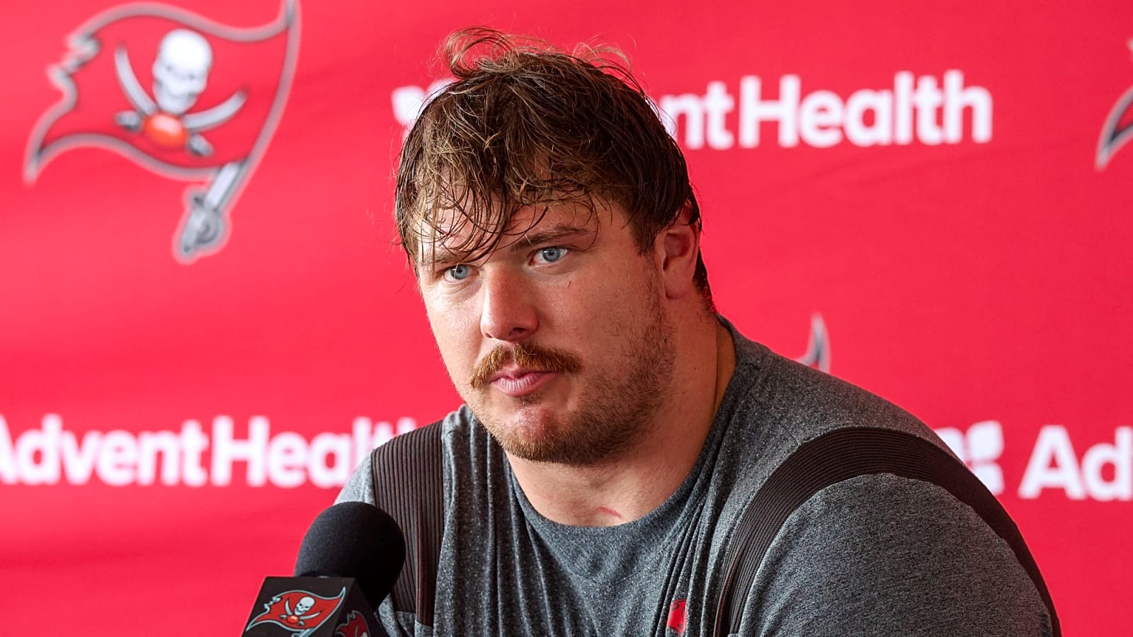 Bucs RT Luke Goedeke Agrees To Contract Extension