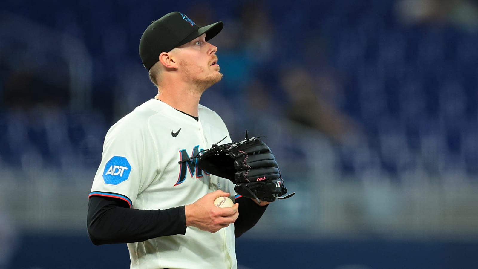 Marlins Place Pete Fairbanks On Injured List