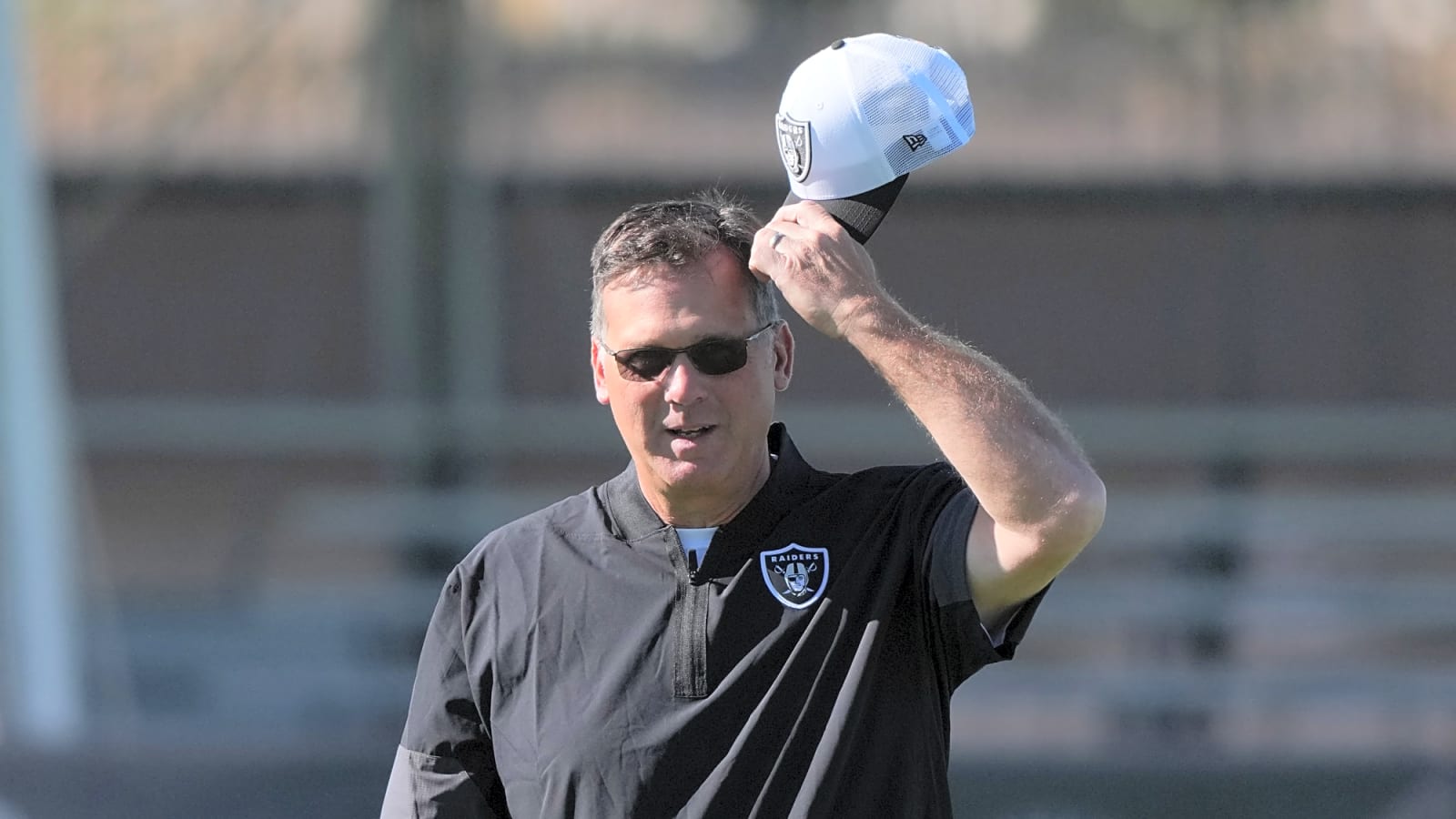 Raiders fire offensive assistant Bob Bicknell