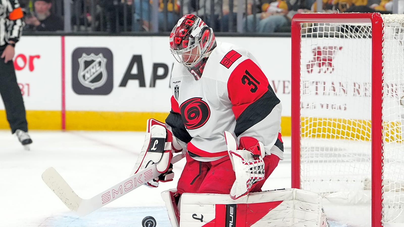 Oilers Trying Everything to Fix Broken Goalie Spot