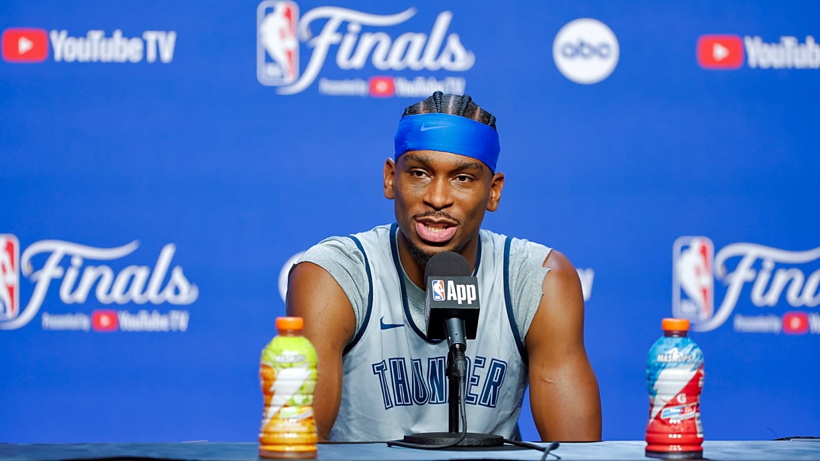 Shai Gilgeous-Alexander Could Beat The GOAT With Crazy Scoring Stat in 2025 NBA Playoffs