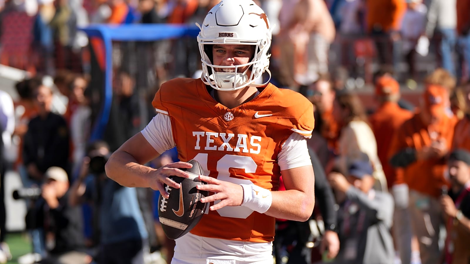 Longhorns Arch Manning’s Struggles Raise Big Questions