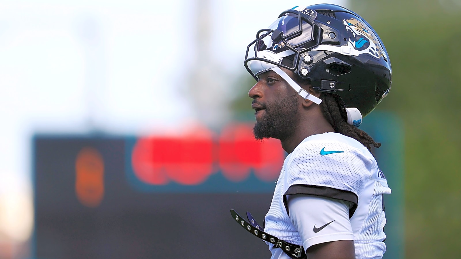 Jags’ Liam Coen, Brian Thomas Jr. Address Trade Speculation