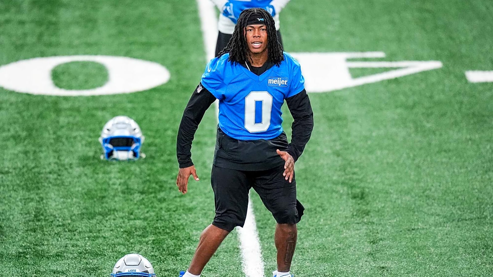 Jahmyr Gibbs gives surprising reasoning for switching jersey number to 0: ‘I hated 26’