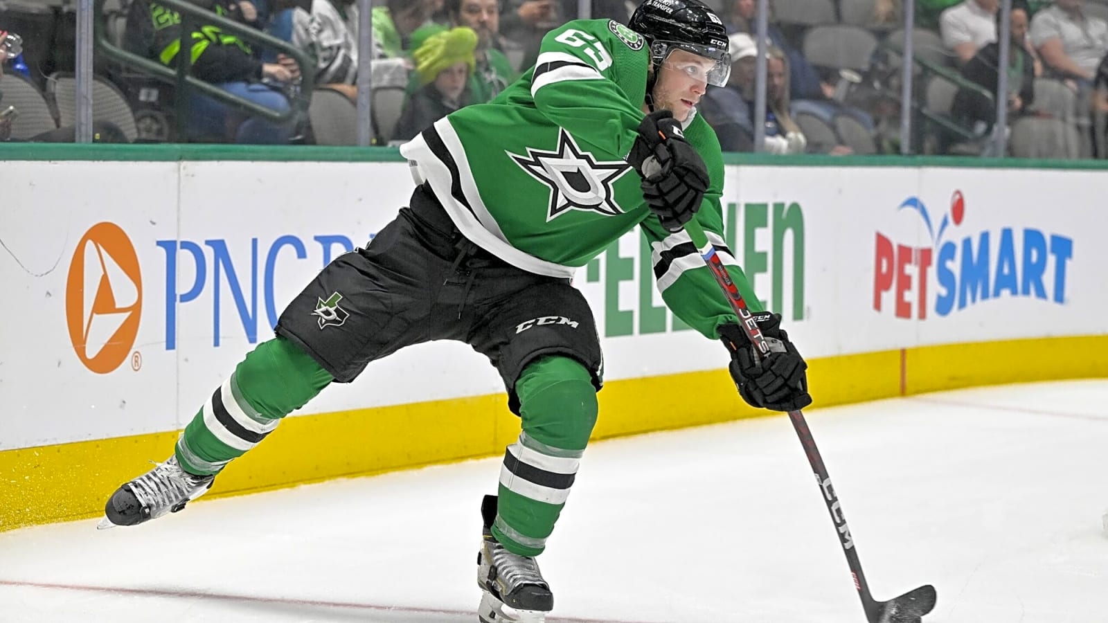 Stars bring back Ben Gleason on PTO